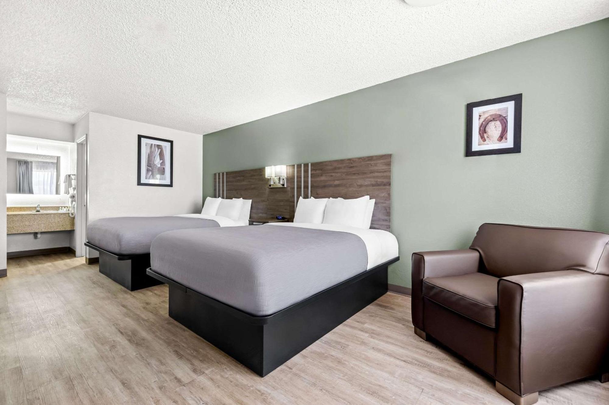 Quality Inn Plainview Экстерьер фото